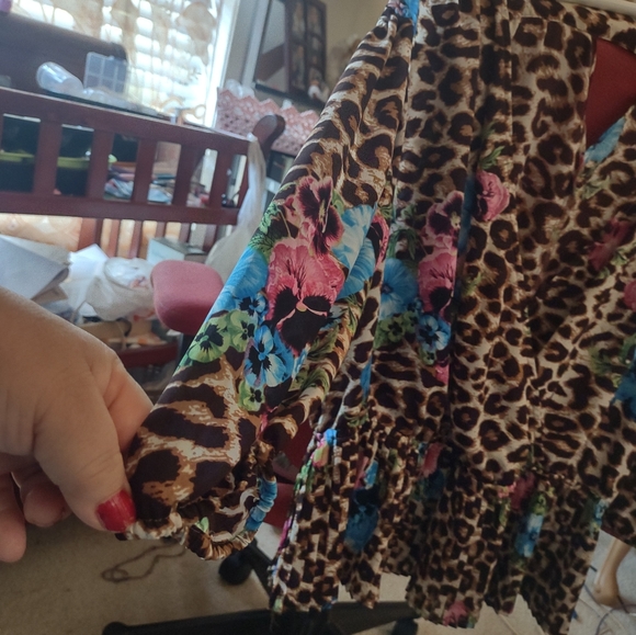 Blouse - Picture 3 of 3